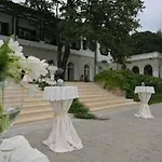 Szálloda Oasis 2*
